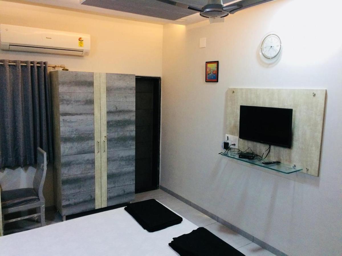 Laxmi Film City Resort Vadodara Exterior photo